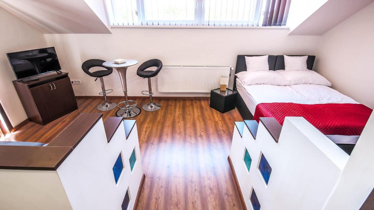 White Apartman シオーフォク エクステリア 写真