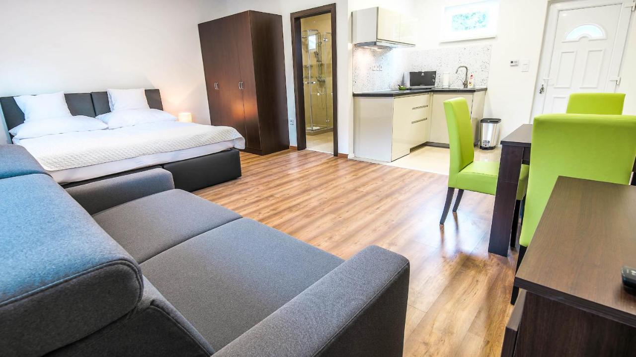 White Apartman シオーフォク エクステリア 写真