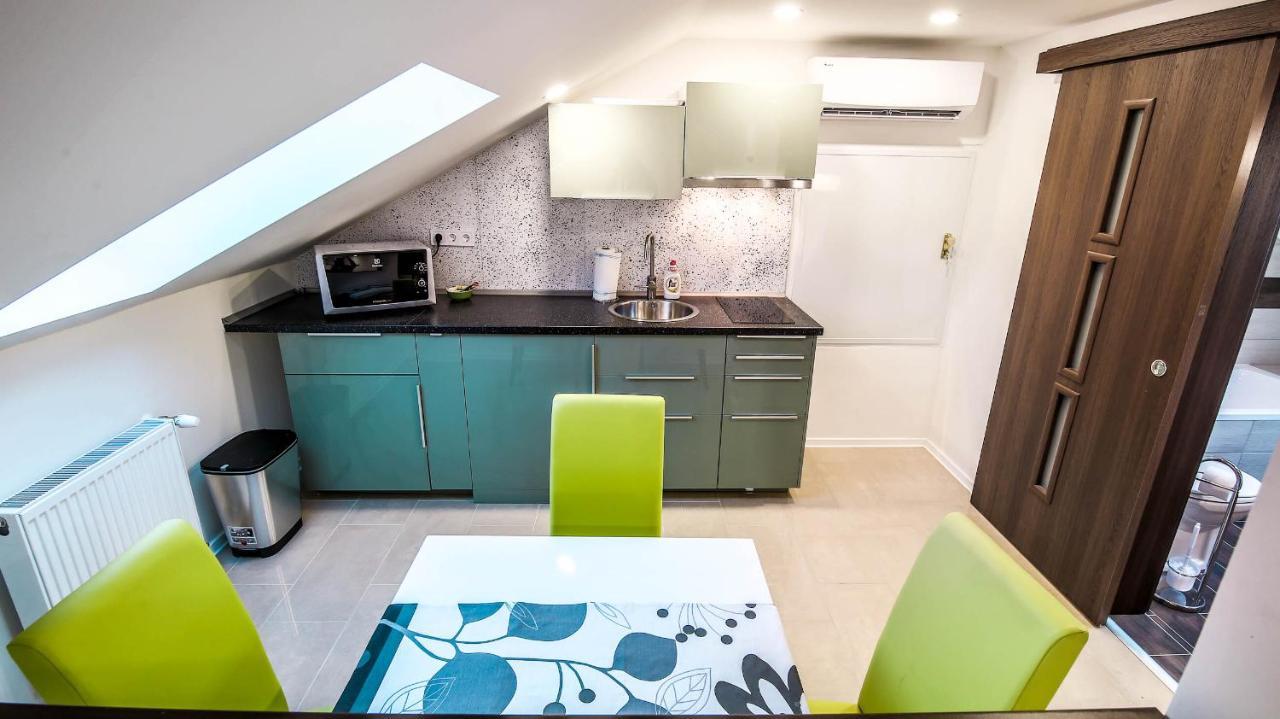 White Apartman シオーフォク エクステリア 写真